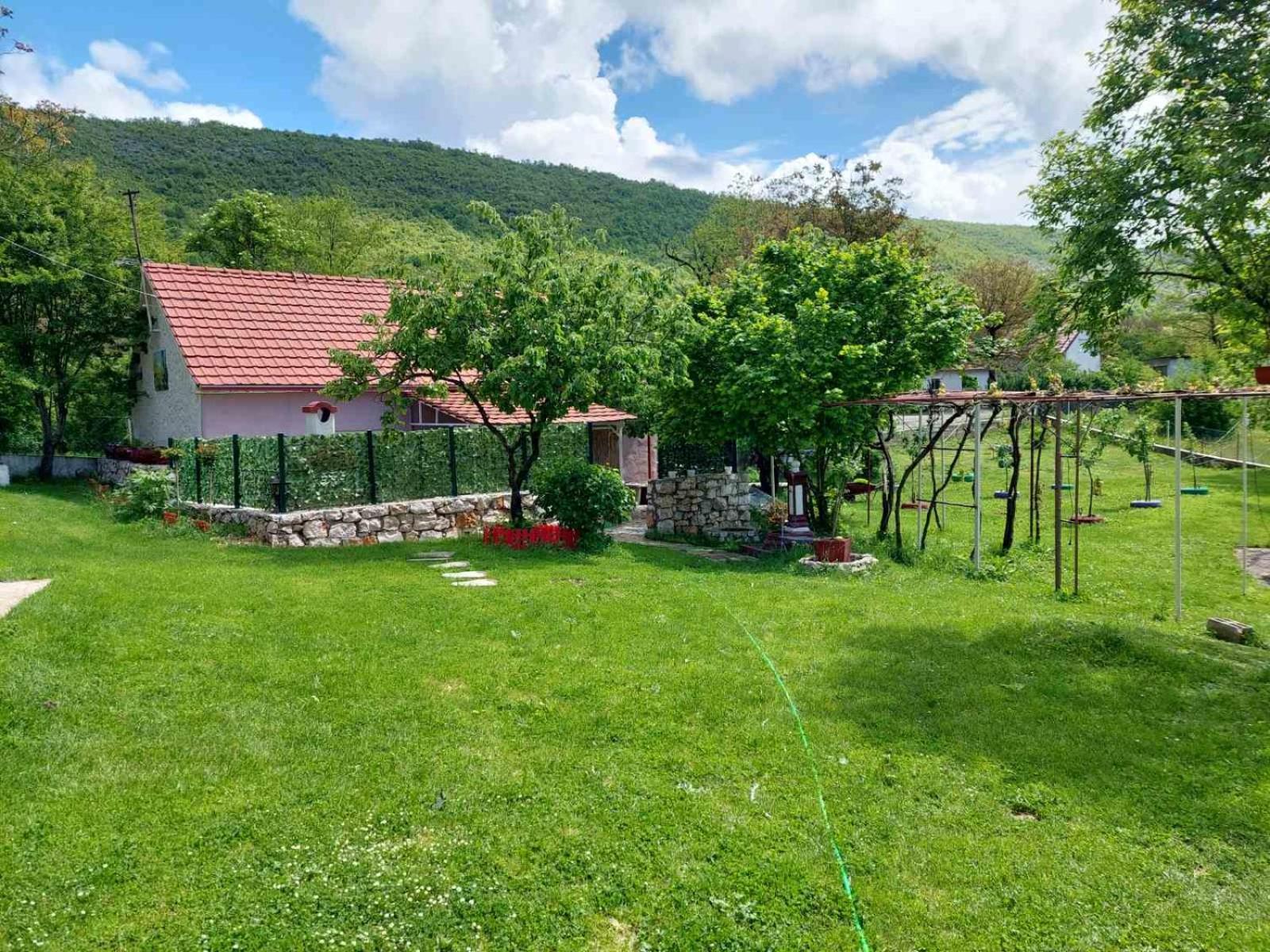 Village Flower Ivy Montenegro Никшич Экстерьер фото